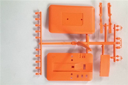 深圳塑膠模具加工公司為什么有招工難的問題？